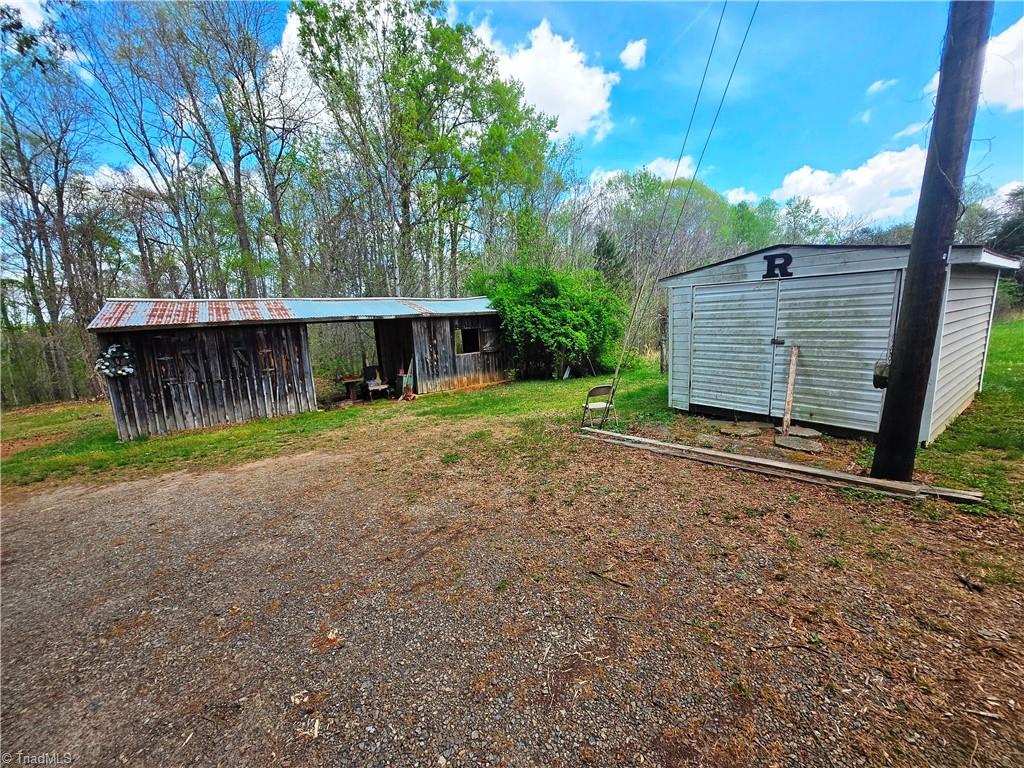 183, 205 Riverwood Drive