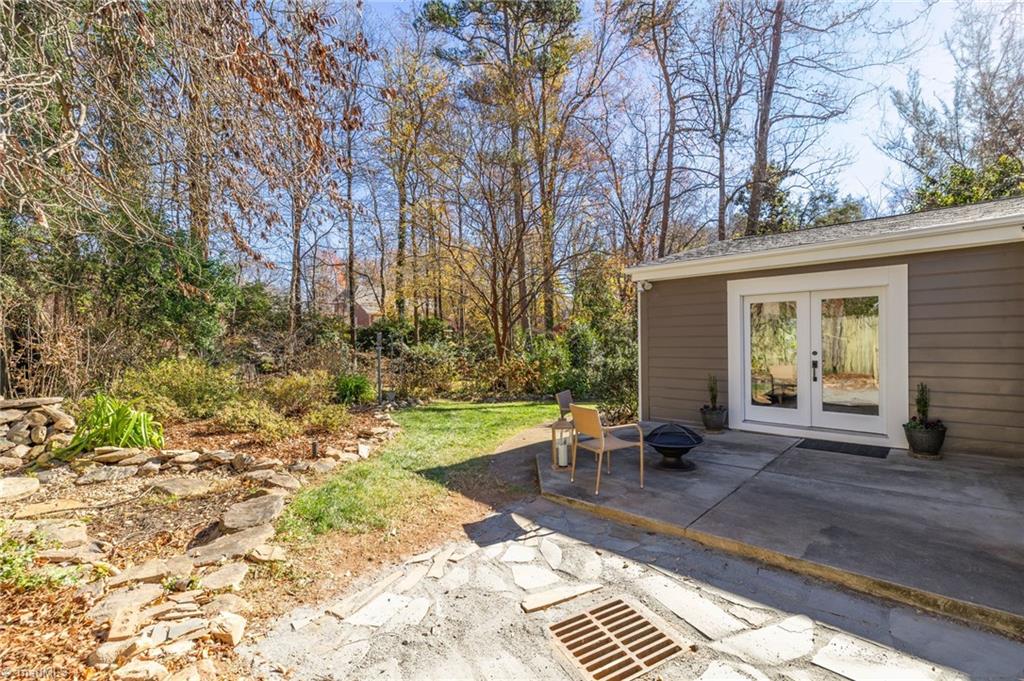 1120 Rustic Road