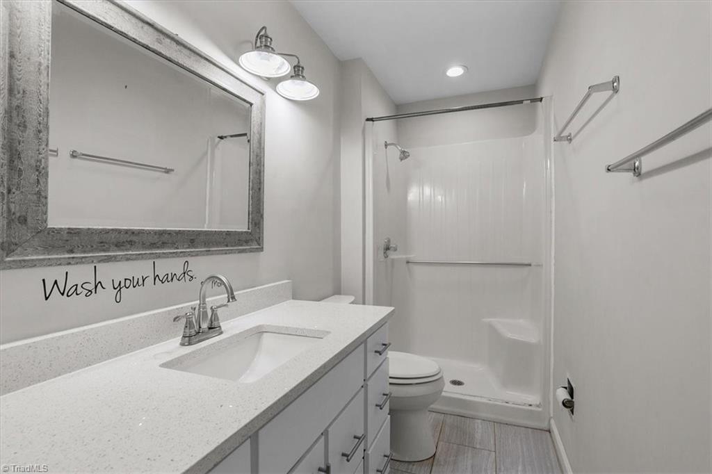 1229 Guilford College Road