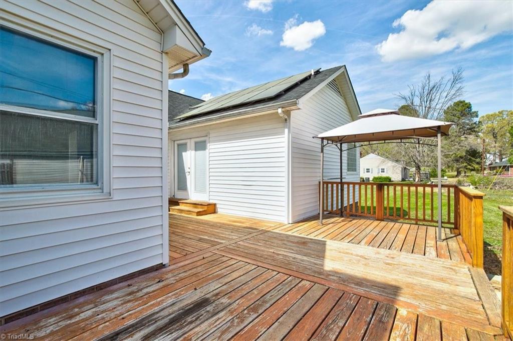 1229 Guilford College Road