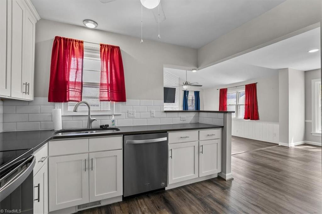 1229 Guilford College Road