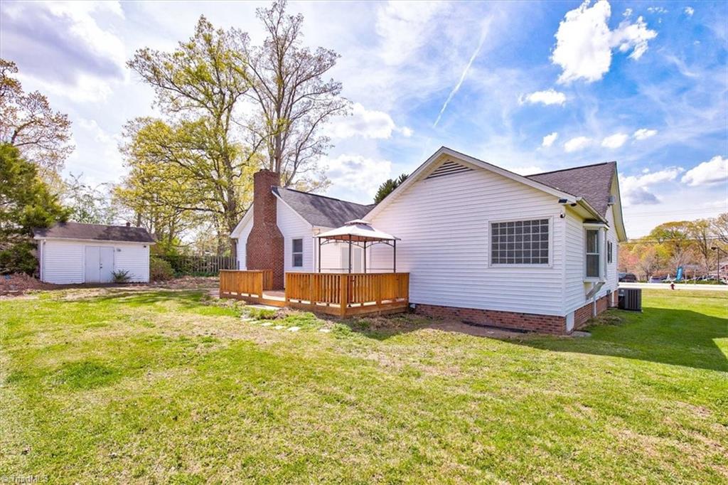 1229 Guilford College Road