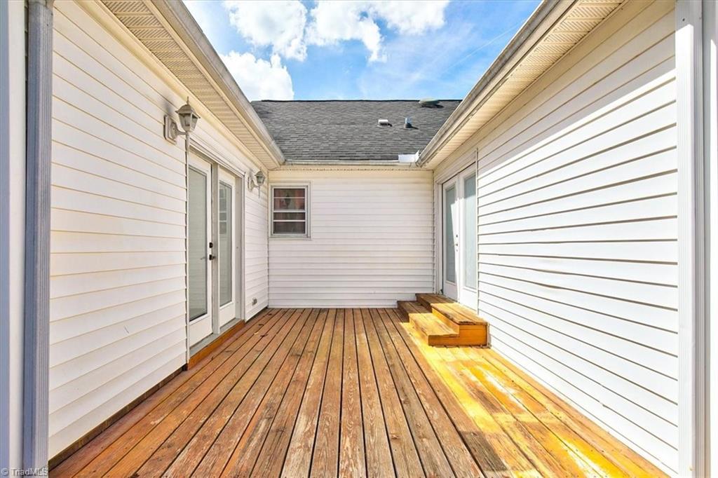 1229 Guilford College Road