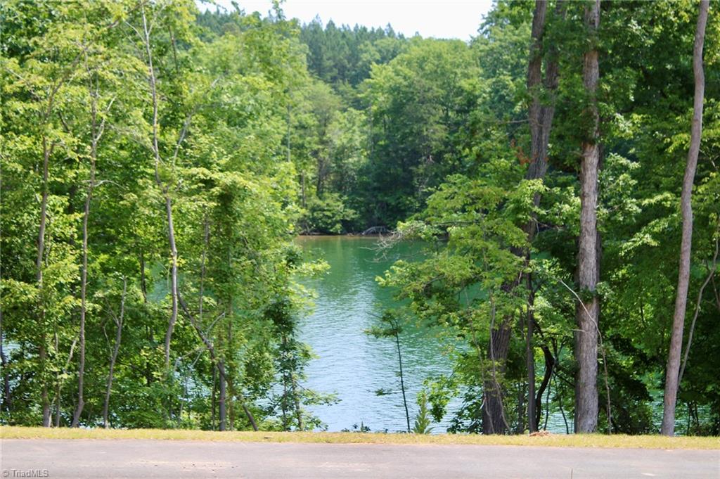 7640 Crossing Ridge Drive