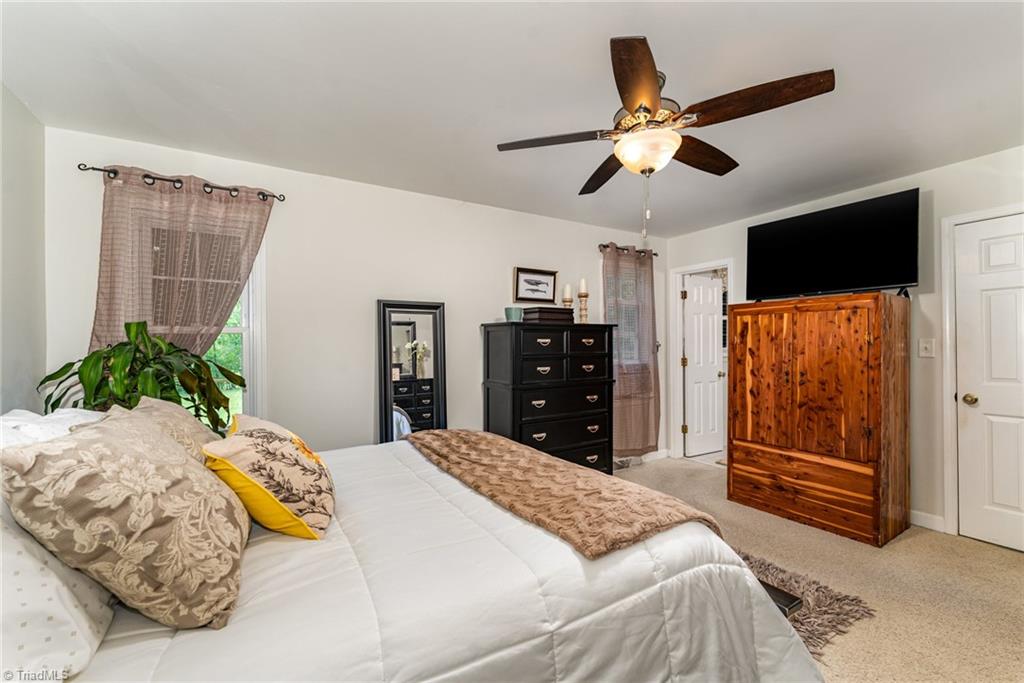 437 Valleymeade Drive