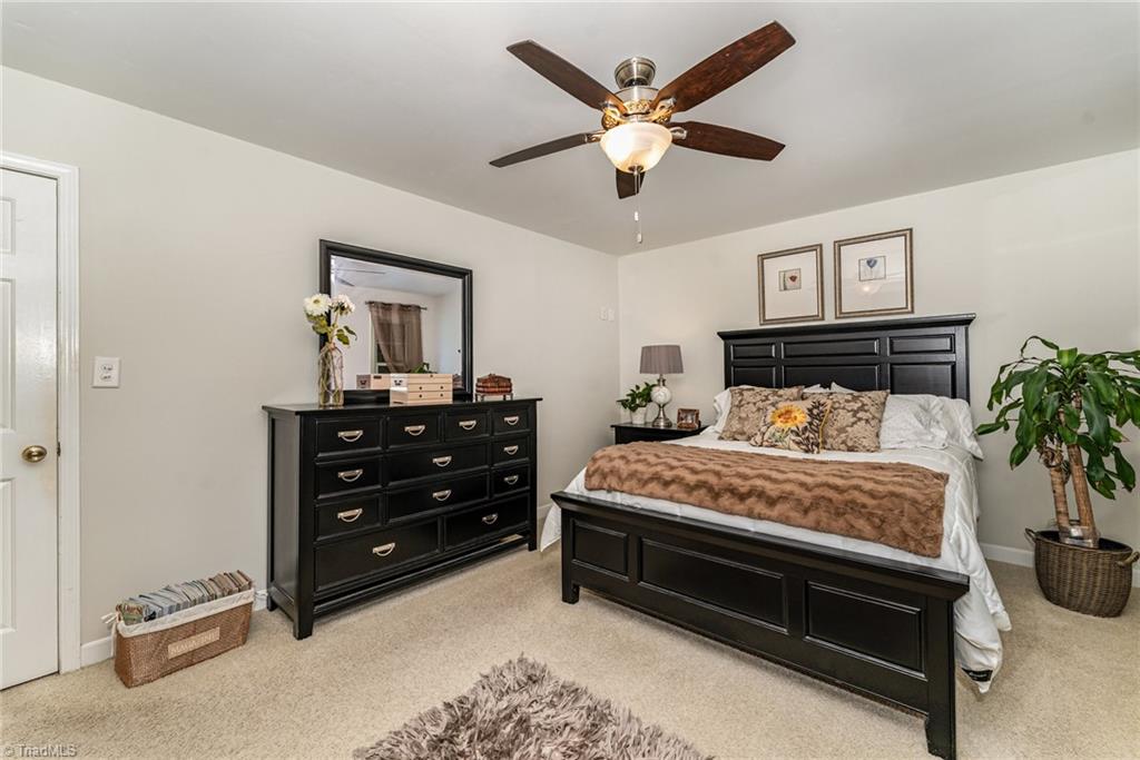 437 Valleymeade Drive