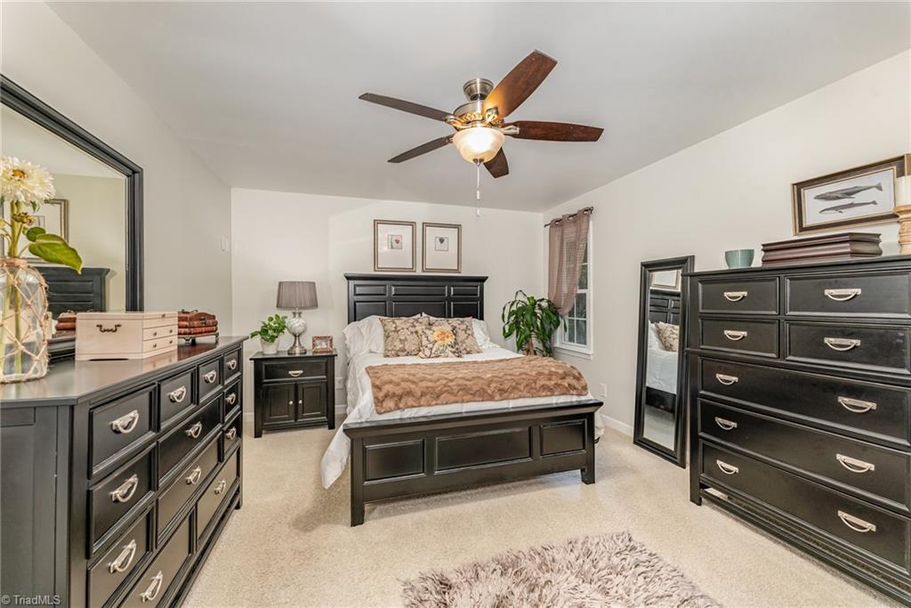 437 Valleymeade Drive