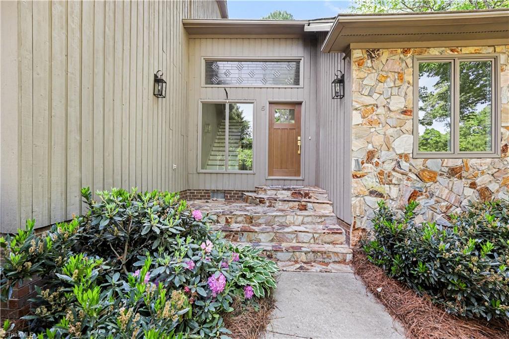 5 Provence Court