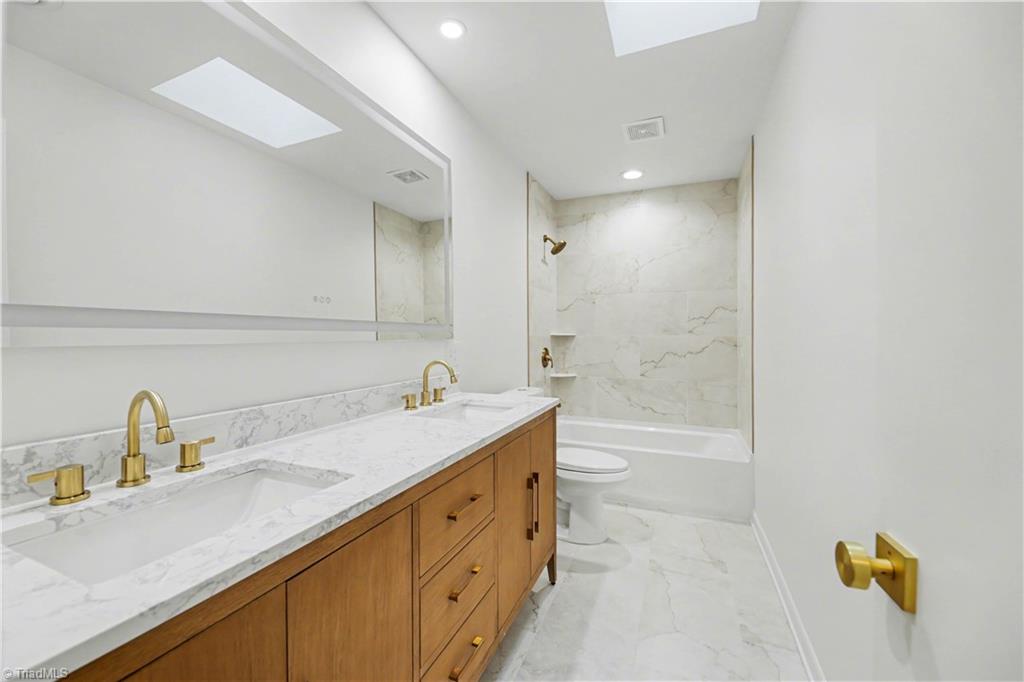 5 Provence Court