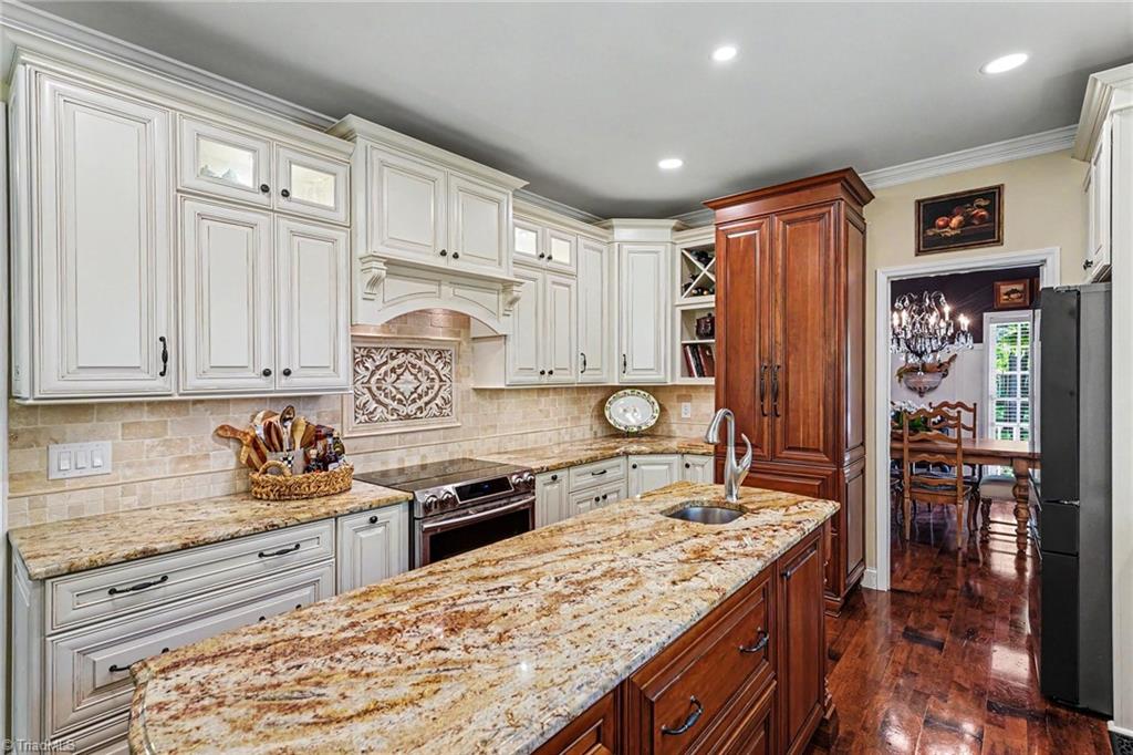 2133 Benwicke Drive