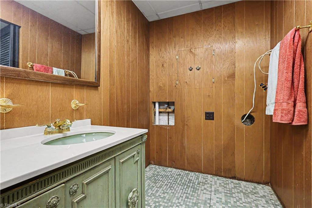 3608 Kirby Drive
