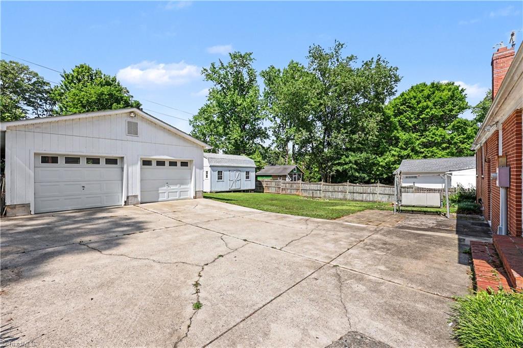 3608 Kirby Drive