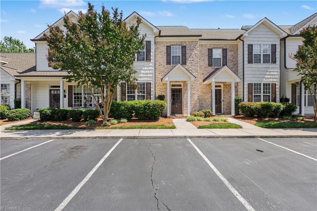 8 Viburnum Lane