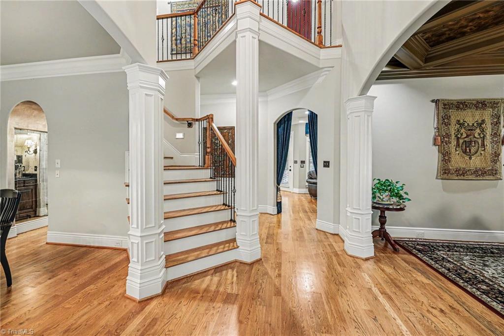 1070 Old Stone Lane