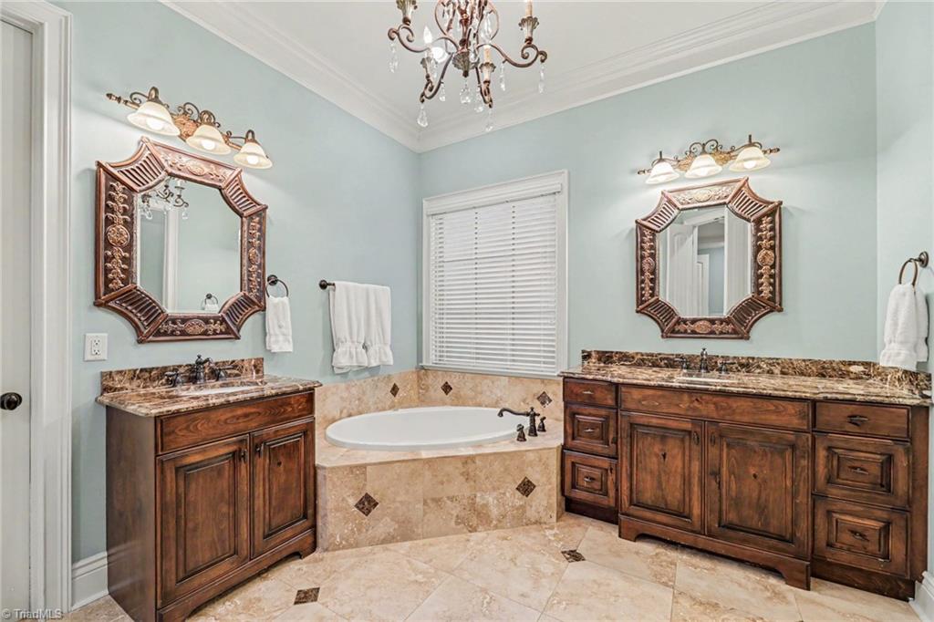 1070 Old Stone Lane