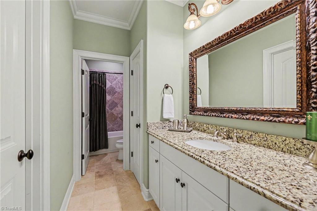 1070 Old Stone Lane