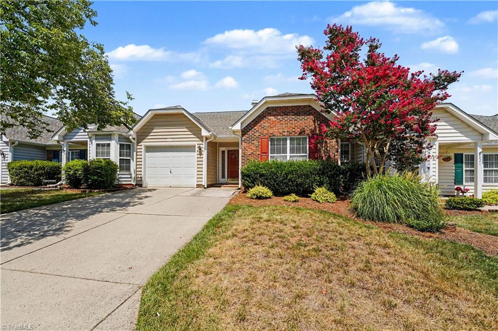 19 Mansfield Circle