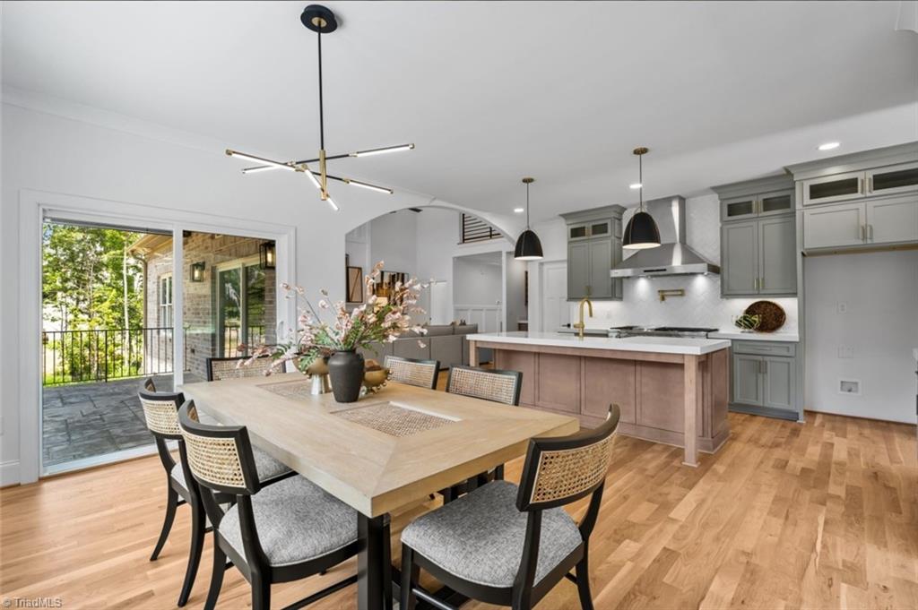 7804 Duggins Drive