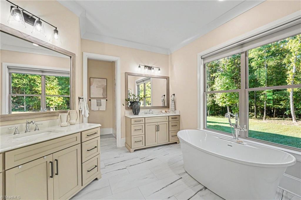 1477 Cappoquin Way