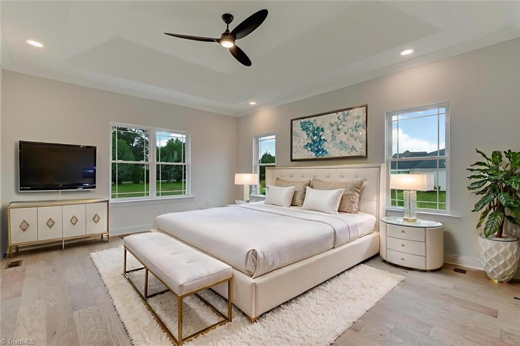 7808 Duggins Drive