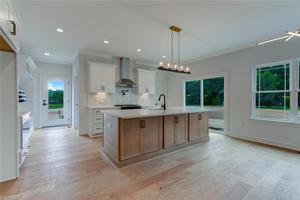 7808 Duggins Drive