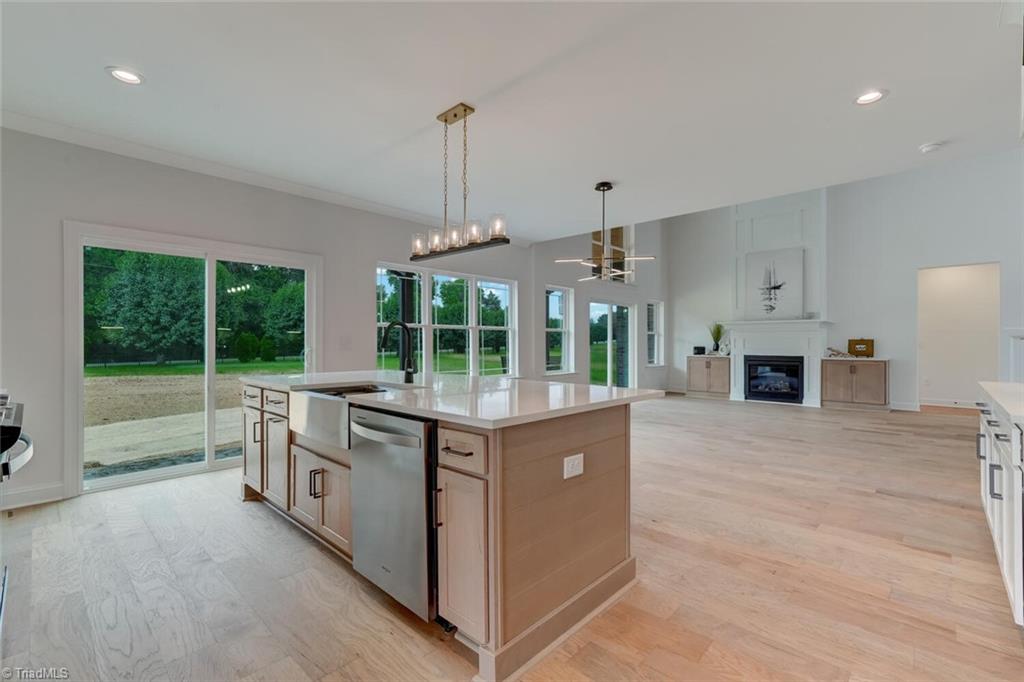 7808 Duggins Drive