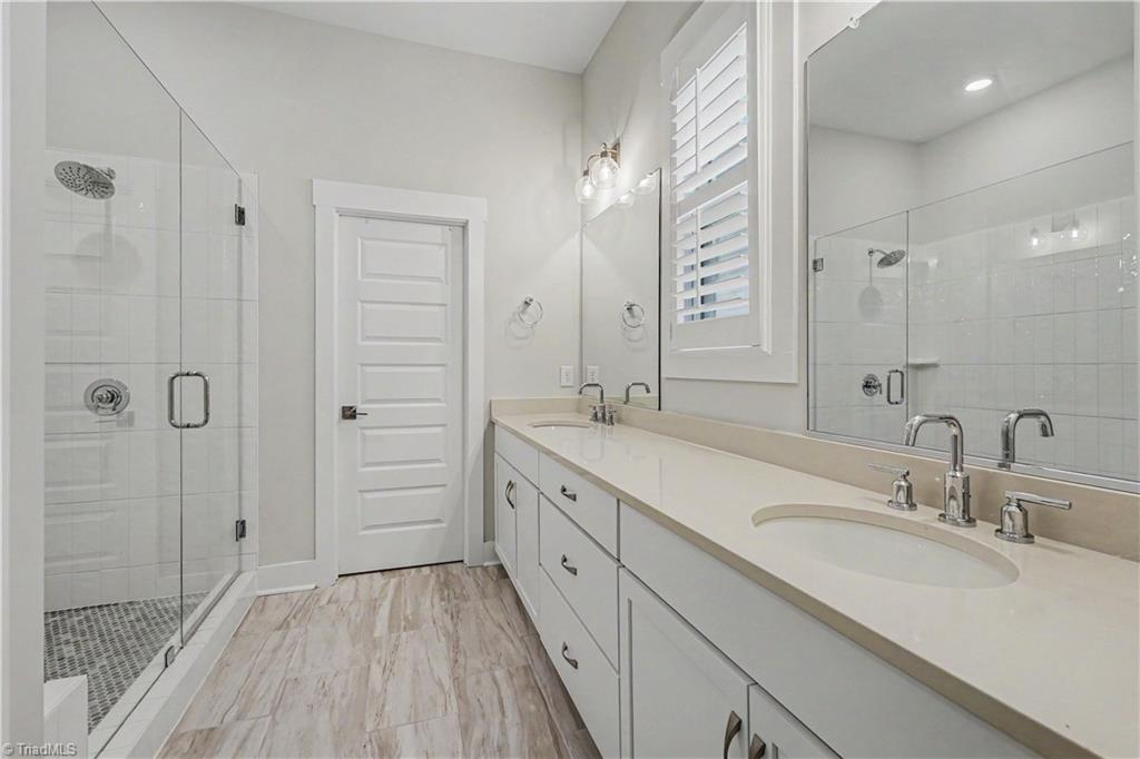 5106 Whaitley Lane