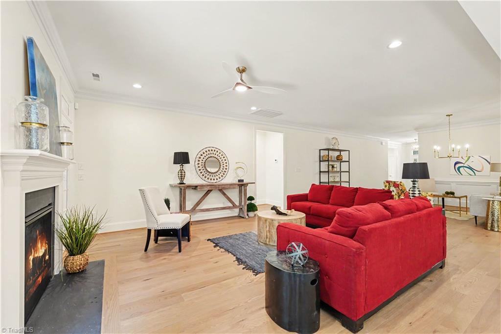 17 Asher Lane