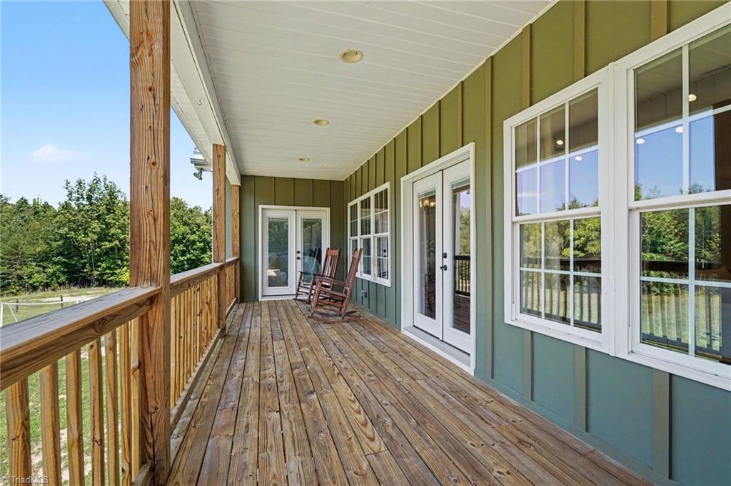 197 Lake Meadows Drive