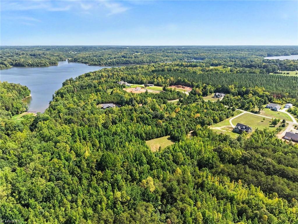 197 Lake Meadows Drive