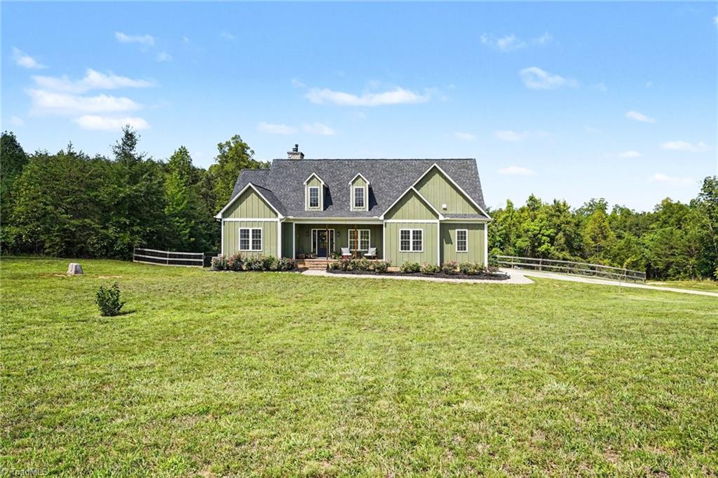 197 Lake Meadows Drive