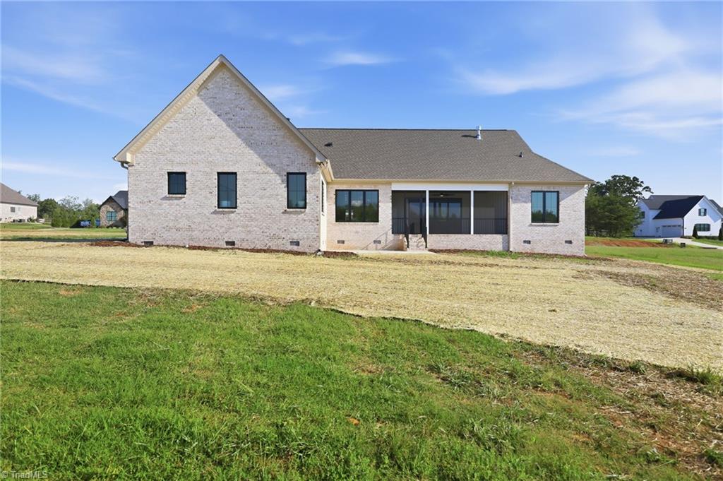 7417 KINGSLEY Place