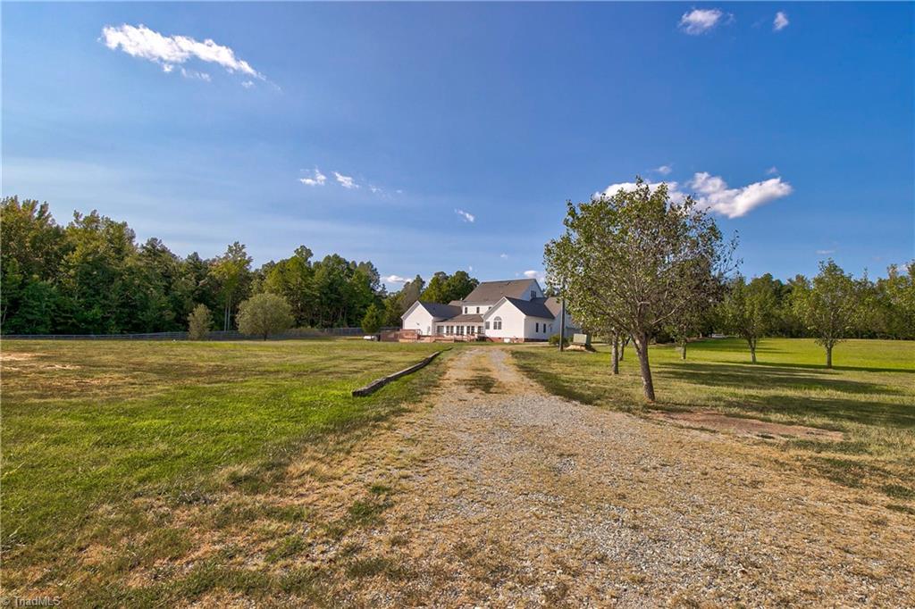 5054 Harvest Road, McLeansville
