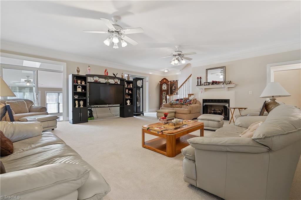 5054 Harvest Road, McLeansville