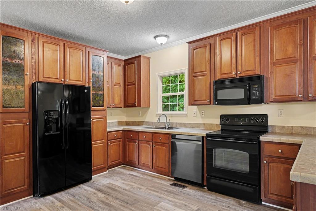 1706 Whites Mill Road