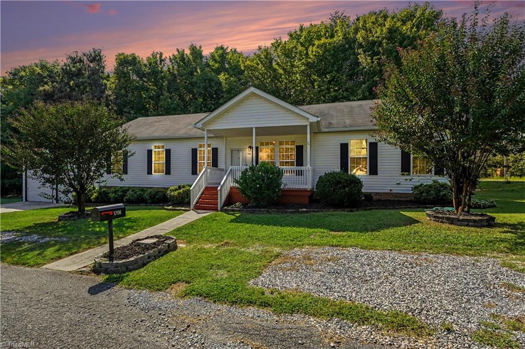 1706 Whites Mill Road