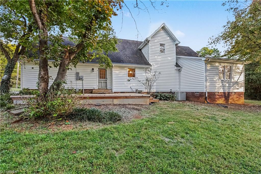 260 Overlook Drive