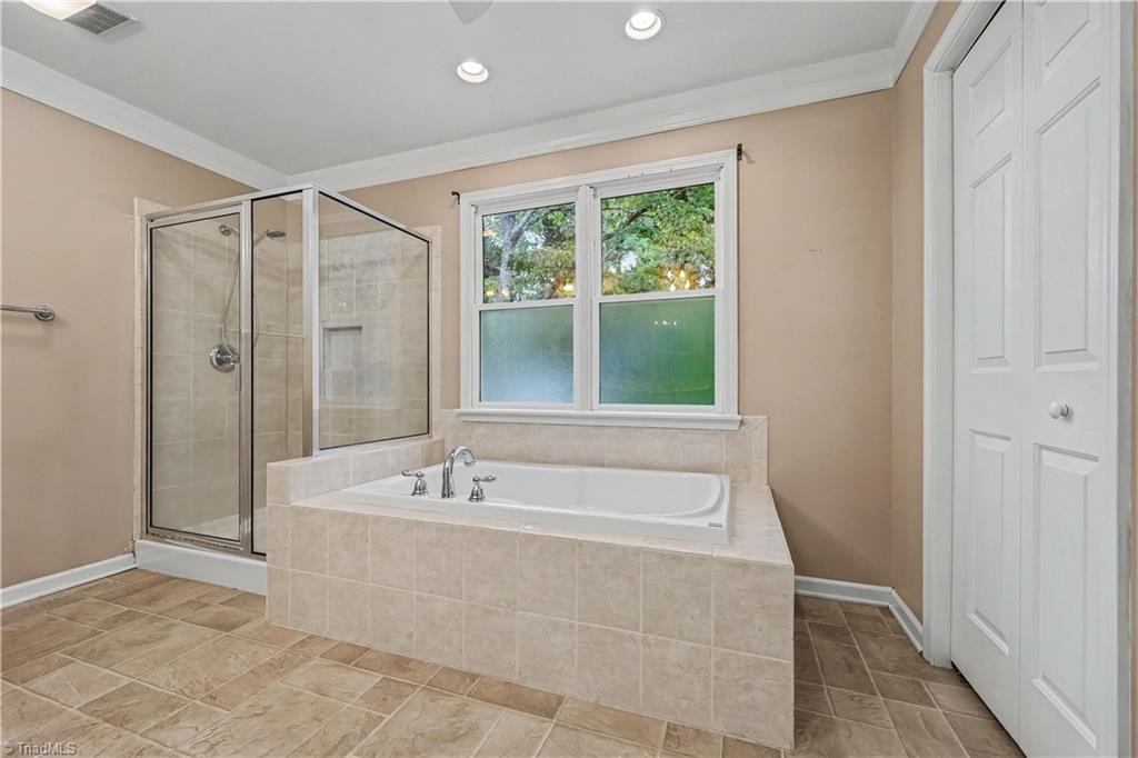 260 Overlook Drive