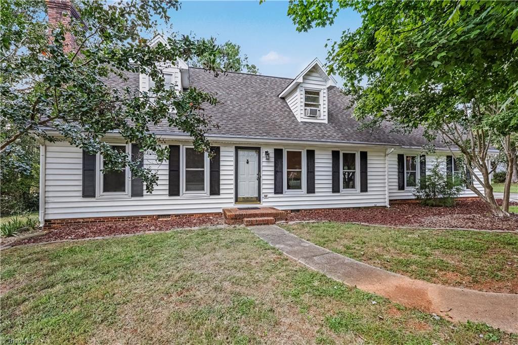 260 Overlook Drive