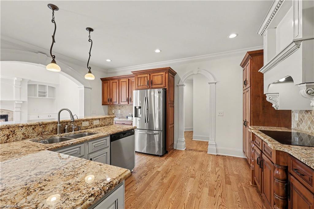 7303 Horseshoe Bend Trail