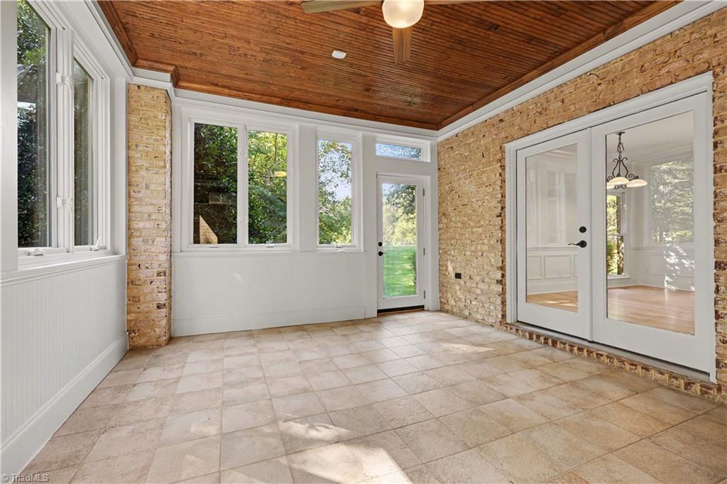 7303 Horseshoe Bend Trail