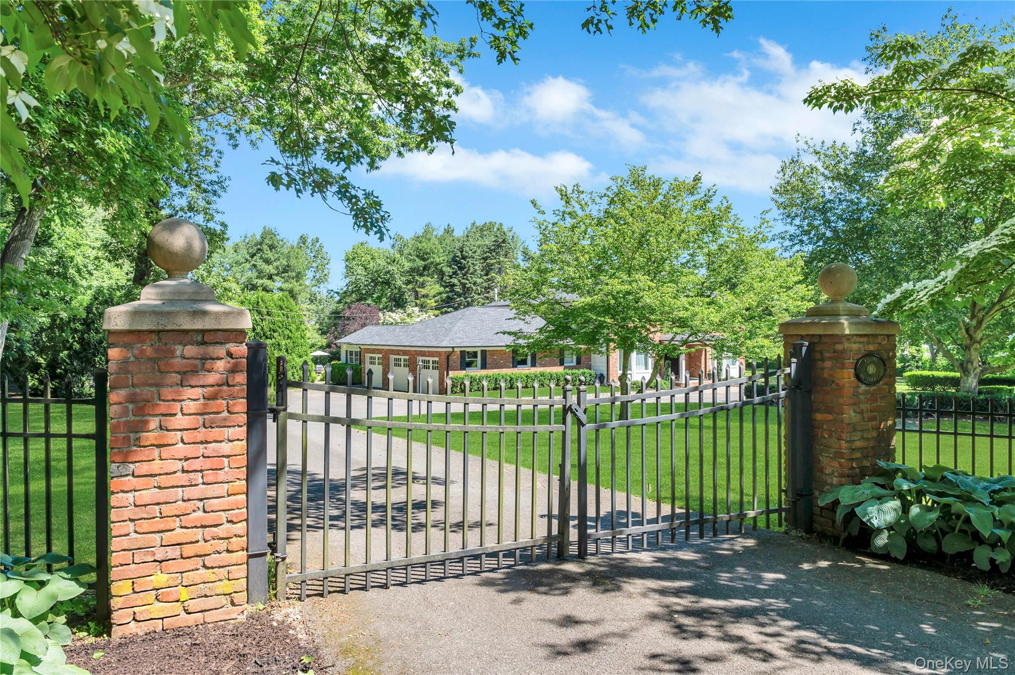 110 Linden Ln