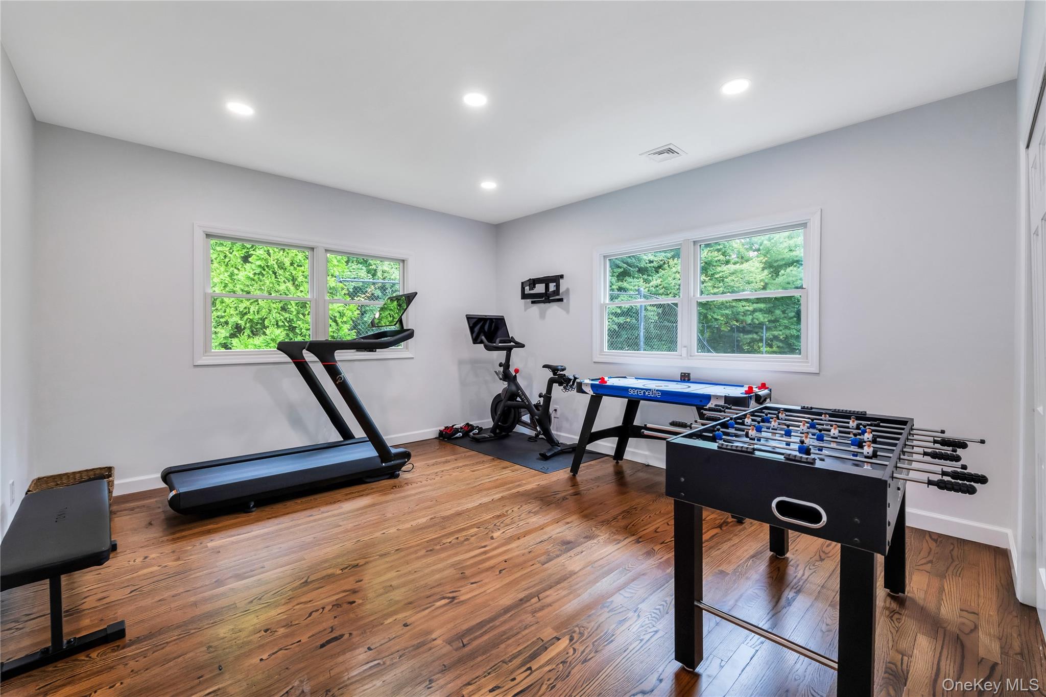 110 Linden Ln