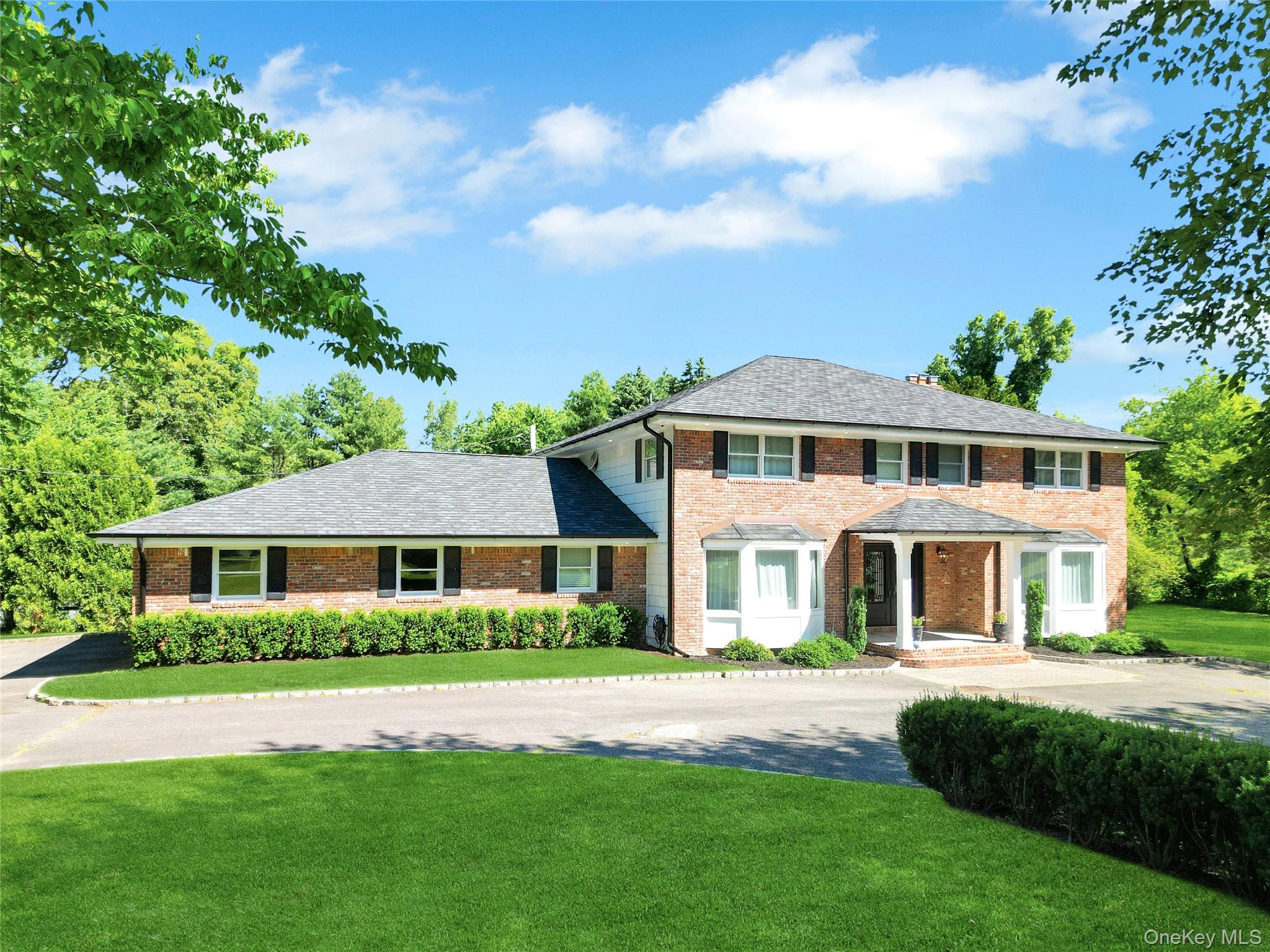 110 Linden Ln