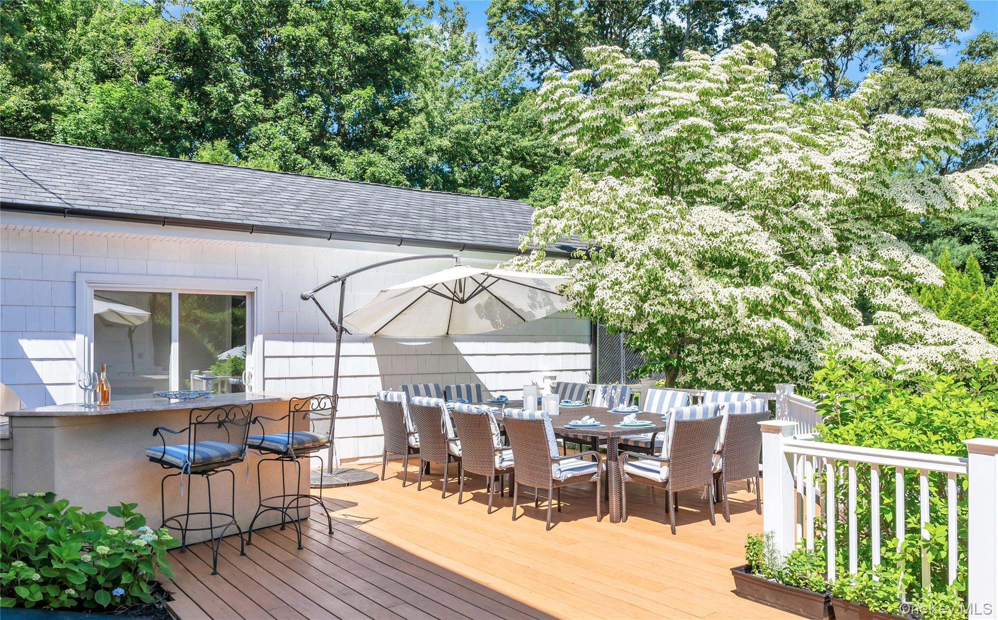 110 Linden Ln