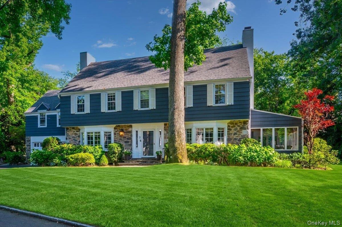 11 South Drive