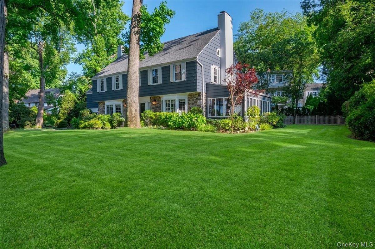11 South Drive