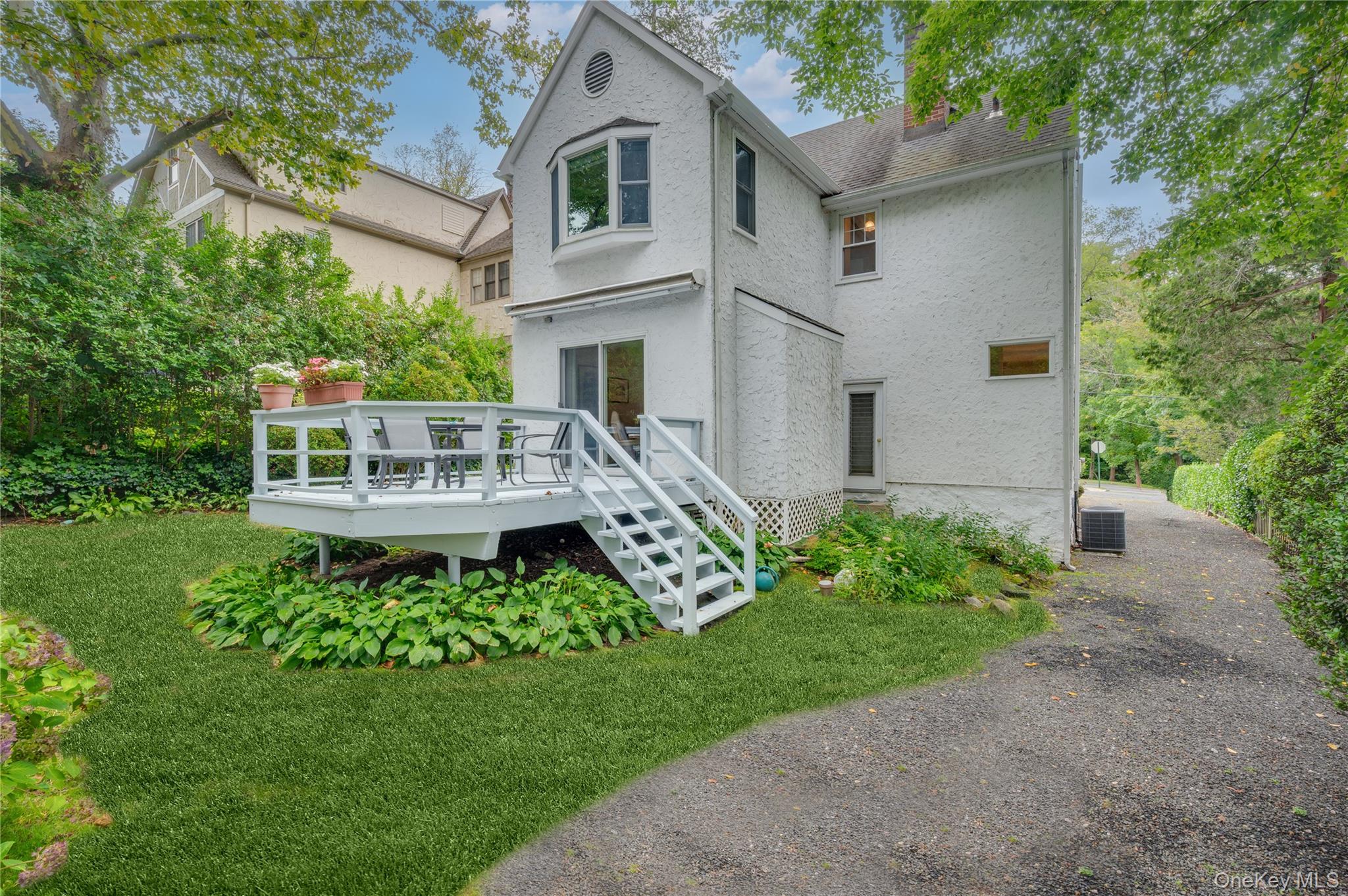 17 Briarcliff Road