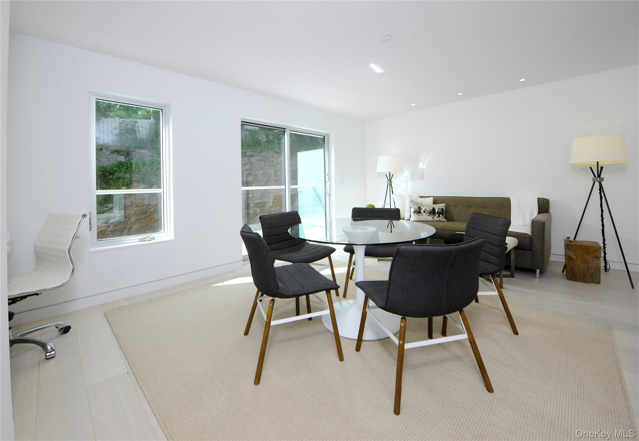 105 Delancey Avenue Unit: 7