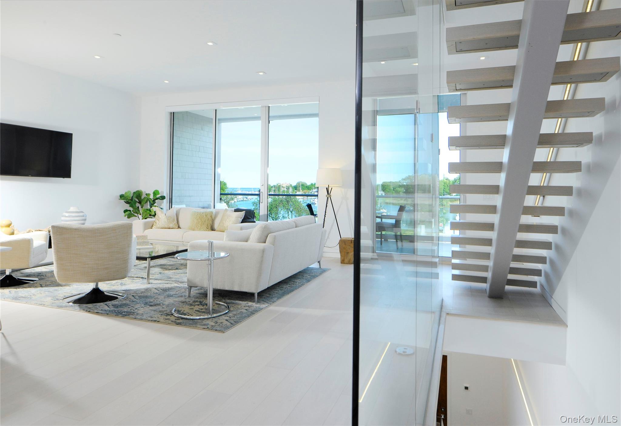 105 Delancey Avenue Unit: 7